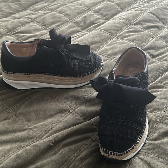 Brand new shoe platform made in Spain - Picture 3 of 5